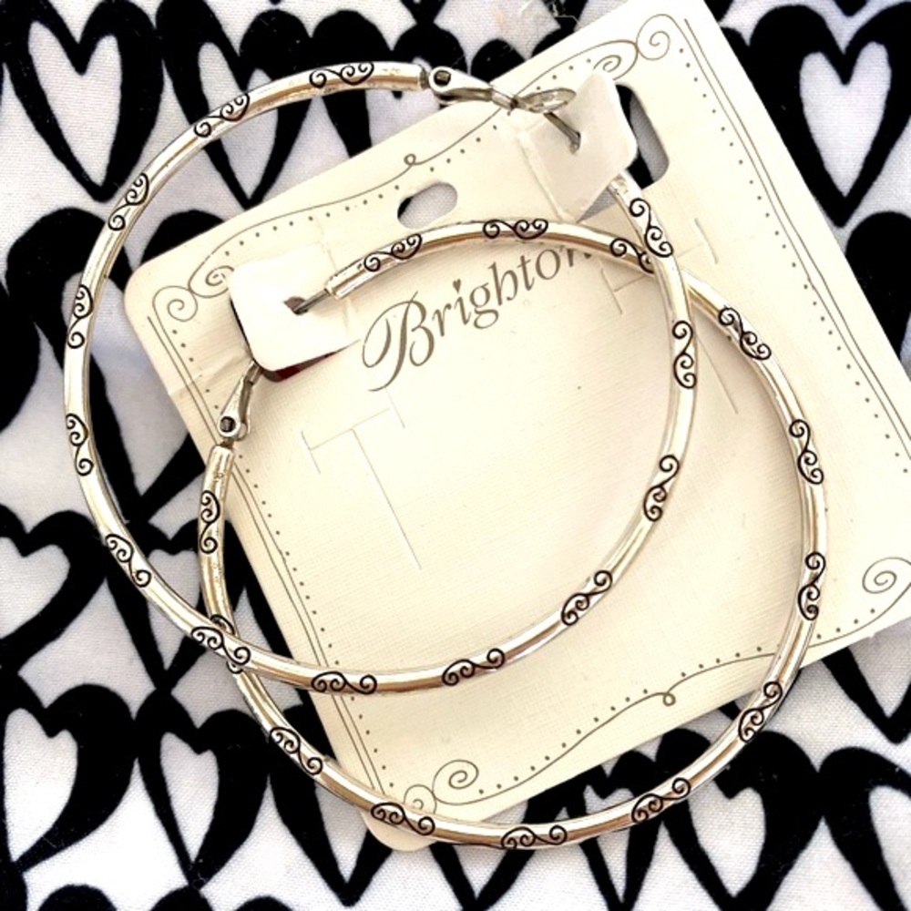 NWT Never worn silver 2 inch hoops